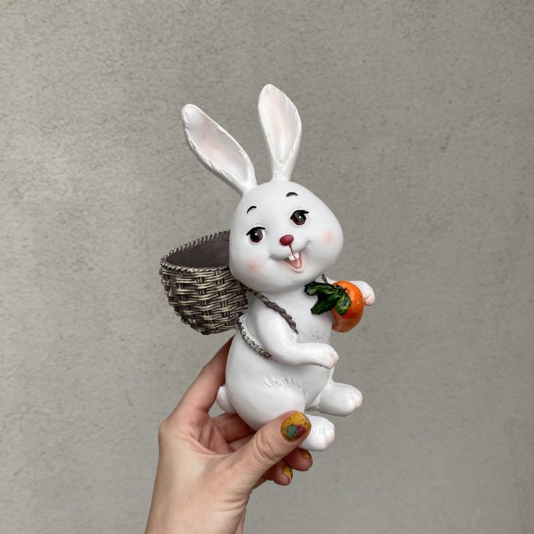 Фигура Декоративная Кролик с корзиной (вид 1) 20см 45-8 СН15