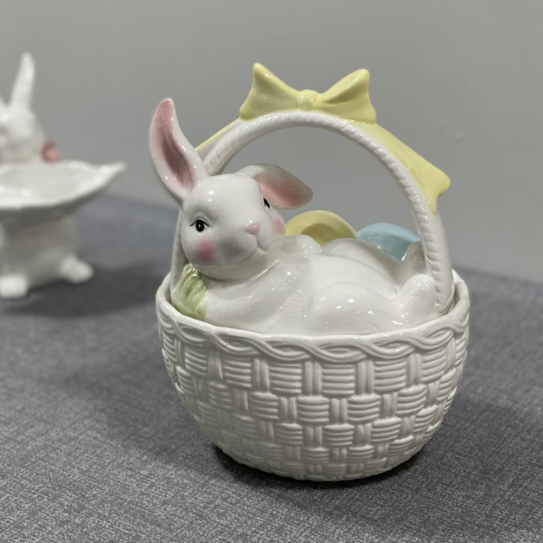Корзинка Пасхальный кролик с крышкой 08-80 СН16